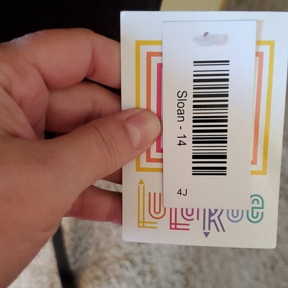 🇺🇲 NWT size 14 child's LulaRoe Sloan. - Picture 3 of 4